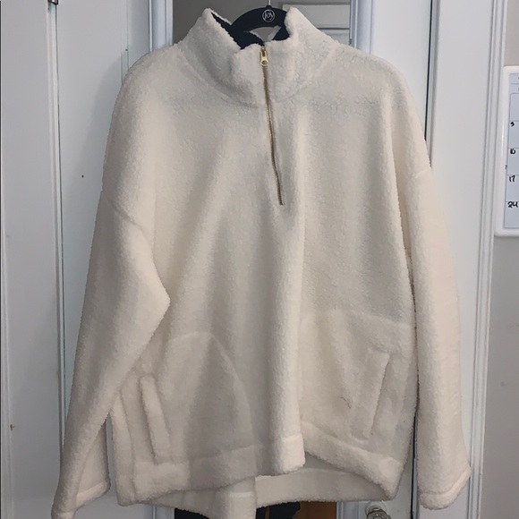 White Sherpa - Picture 1 of 4